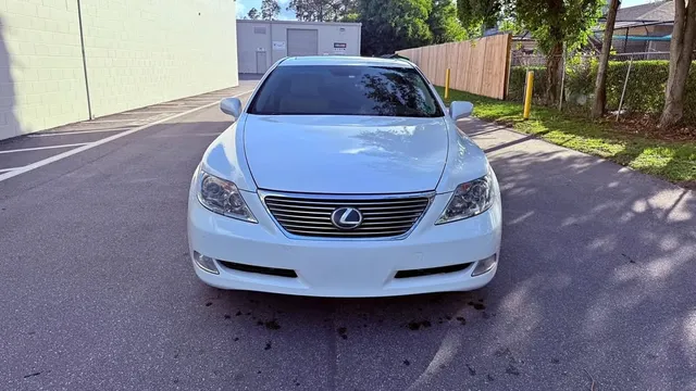 2009 Lexus LS