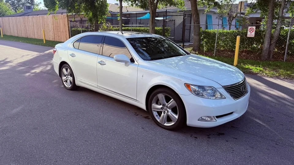 2009 Lexus LS 4th Gen - Image 2 of 16