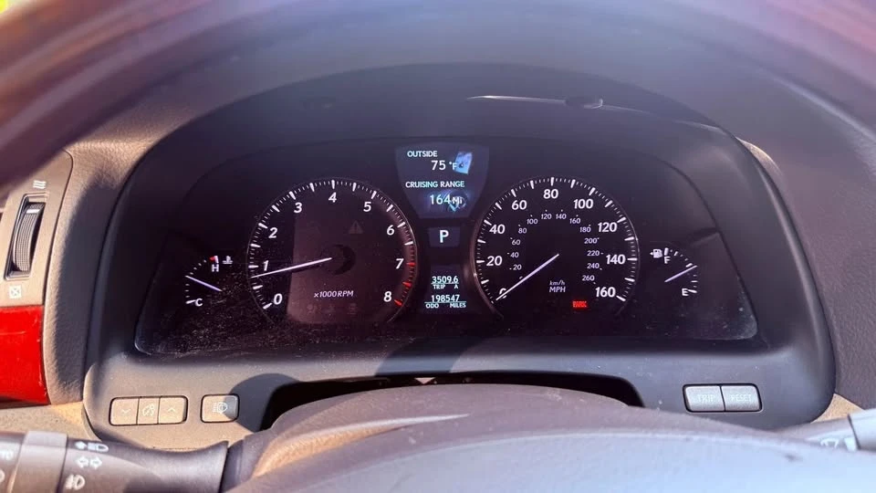 2009 Lexus LS 4th Gen - Image 15 of 16