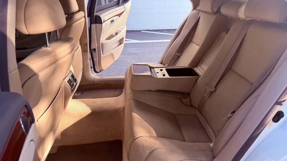 2009 Lexus LS 4th Gen - Image 9 of 16