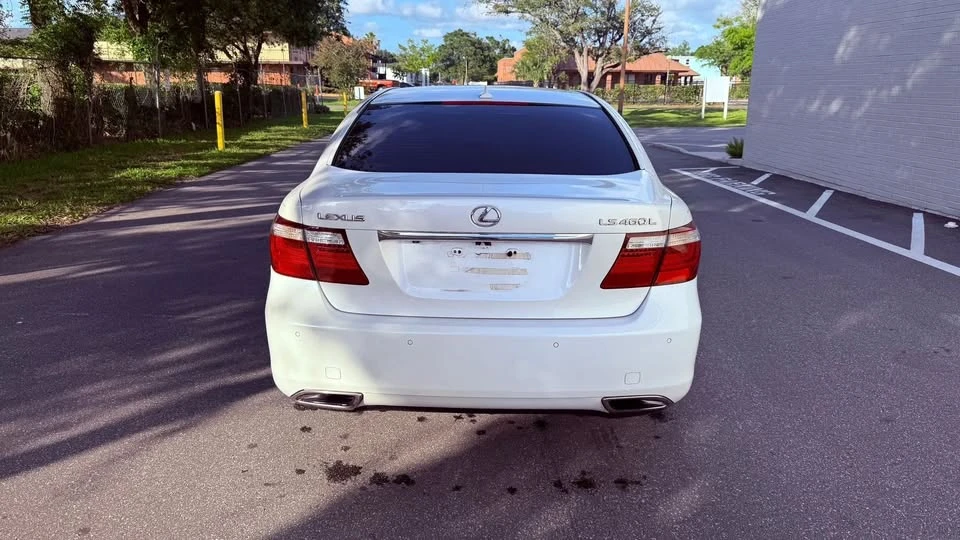 2009 Lexus LS 4th Gen - Image 4 of 16