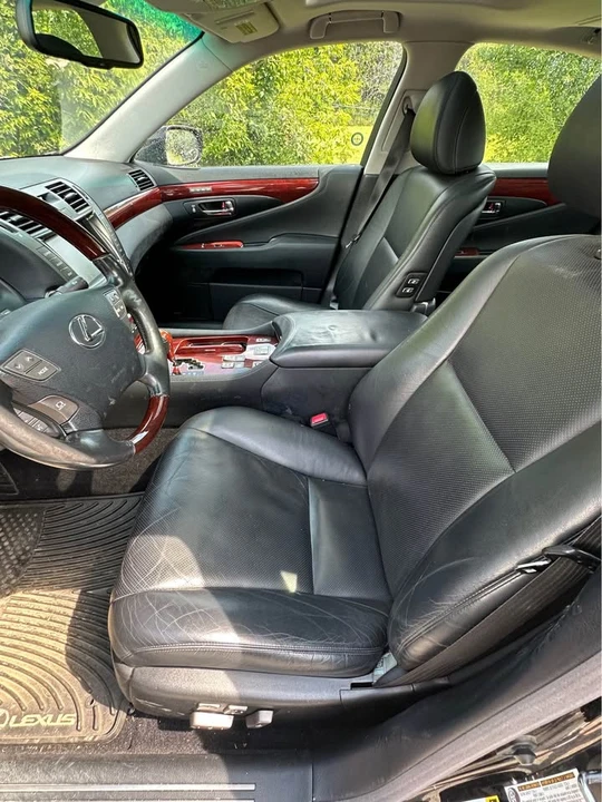 2009 Lexus LS 4th Gen - Image 11 of 14
