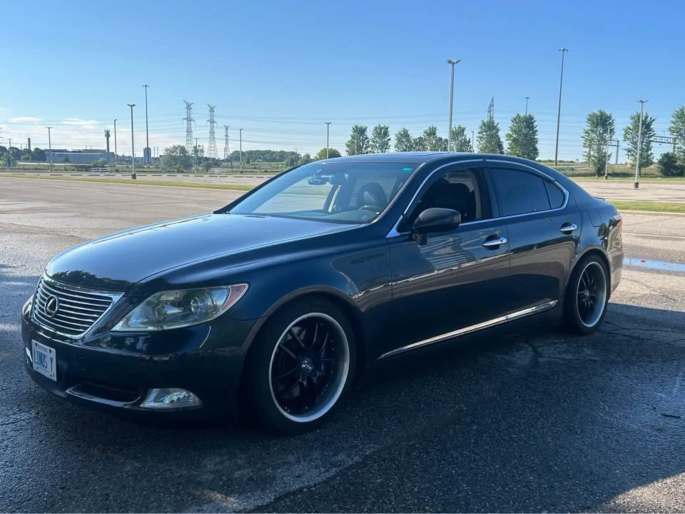 2009 Lexus LS 4th Gen - Image 2 of 8
