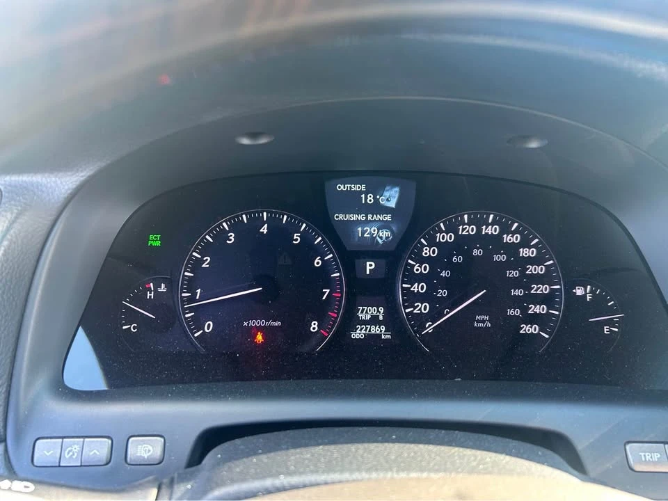 2009 Lexus LS 4th Gen - Image 6 of 9