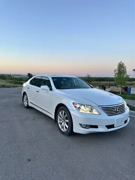2009 Lexus LS