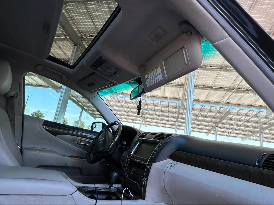 2009 Lexus LS 4th Gen - Image 7 of 11