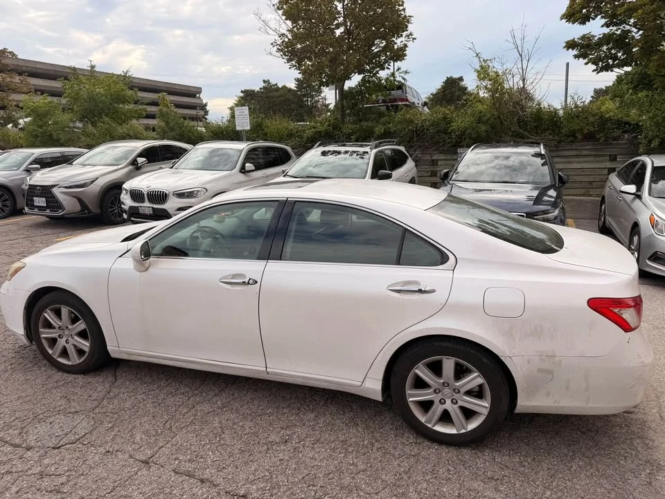 2009 Lexus LS 4th Gen - Image 2 of 8