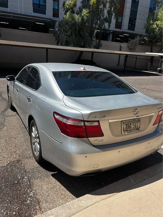 2009 Lexus LS 4th Gen - Image 4 of 8
