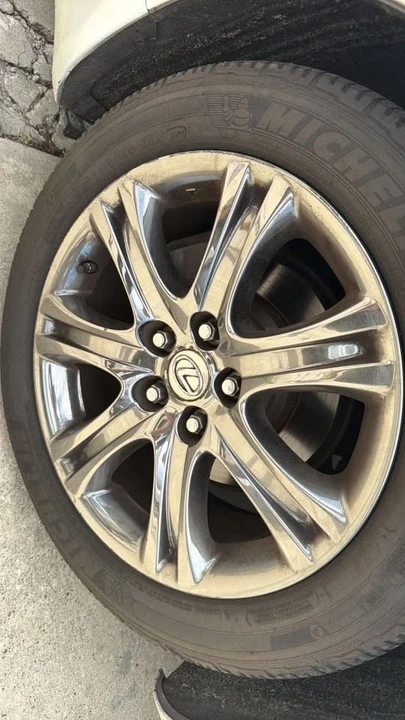 2009 Lexus LS 4th Gen - Image 18 of 19