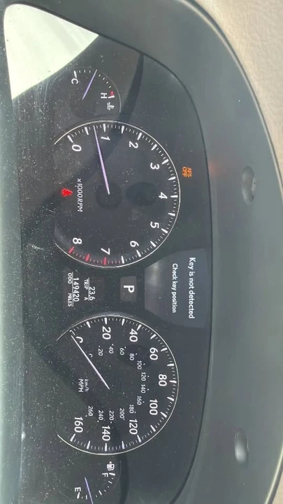 2009 Lexus LS 4th Gen - Image 12 of 19