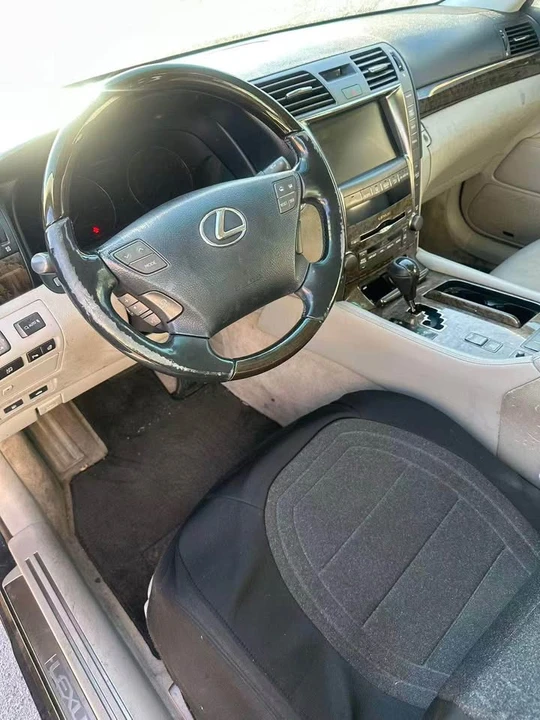2009 Lexus LS 4th Gen - Image 6 of 6