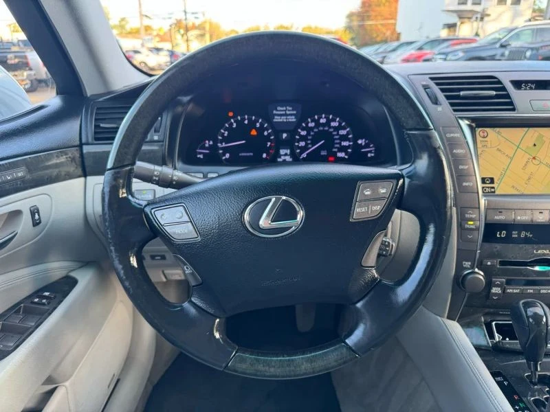 2009 Lexus LS 4th Gen - Image 10 of 12