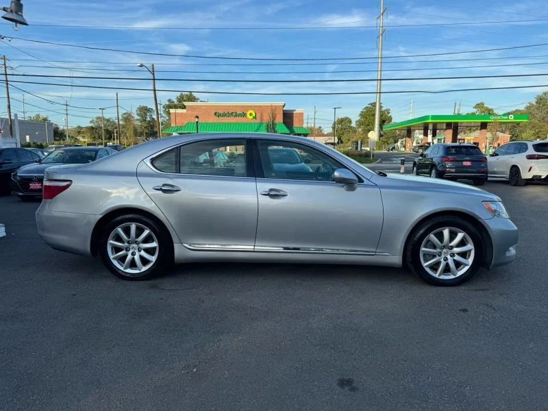 2009 Lexus LS 4th Gen - Image 8 of 12
