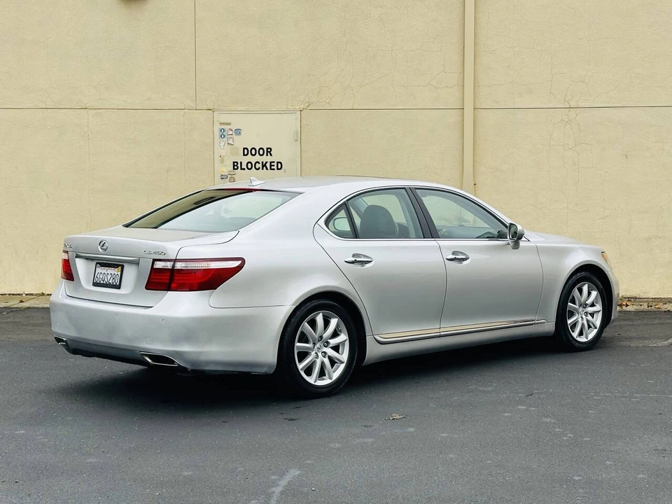 2009 Lexus LS 4th Gen - Image 7 of 21
