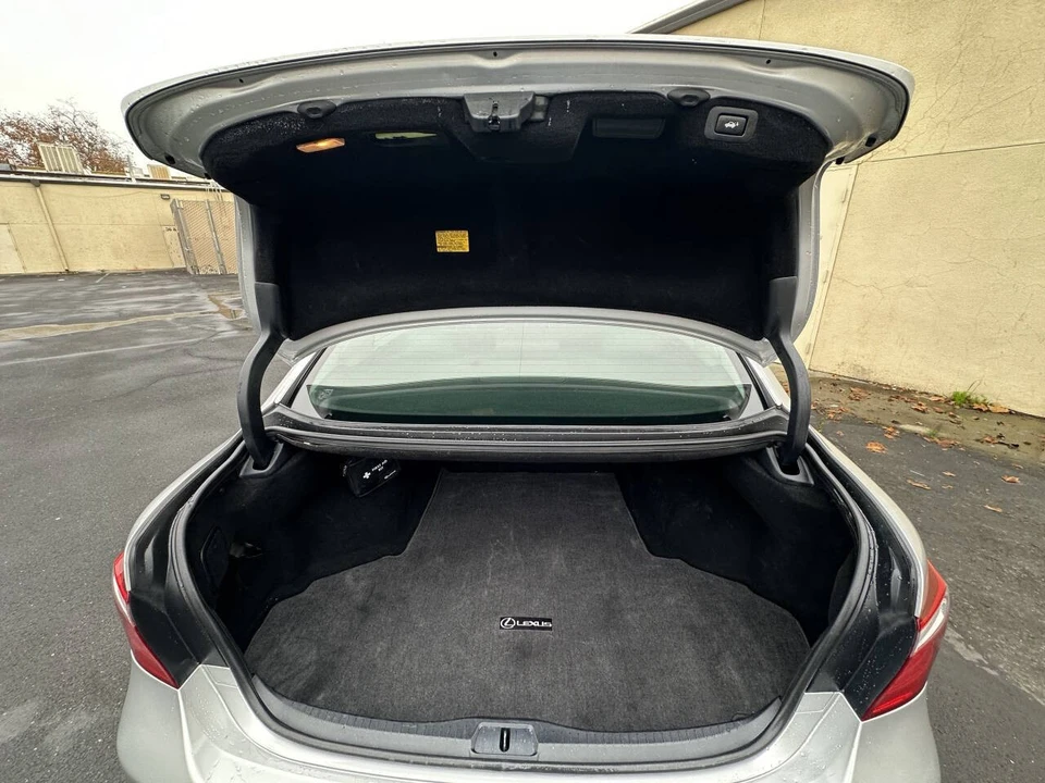 2009 Lexus LS 4th Gen - Image 20 of 21