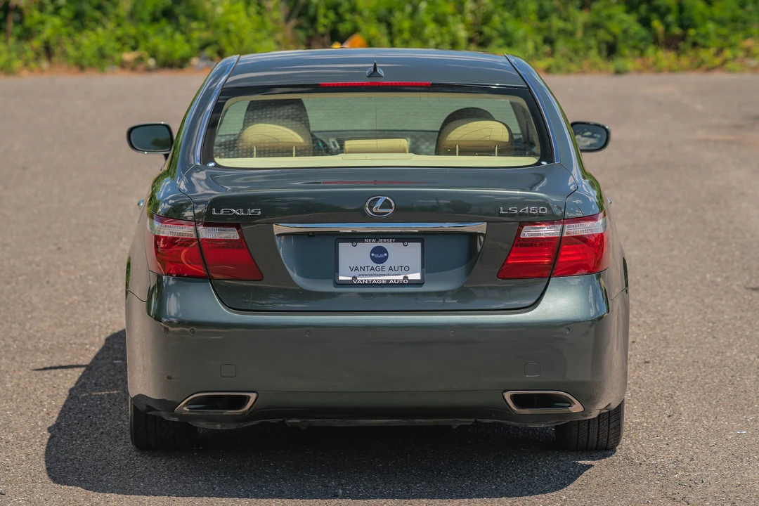 2009 Lexus LS 4th Gen - Image 14 of 31