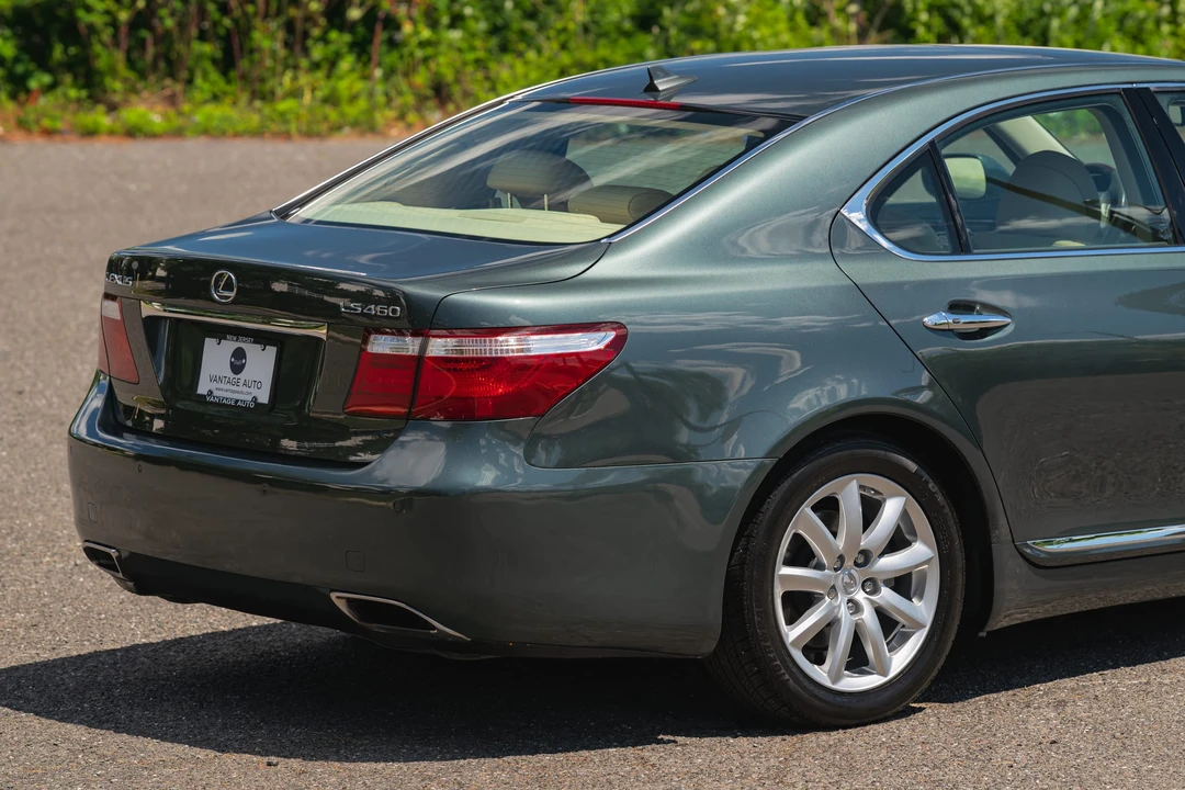 2009 Lexus LS 4th Gen - Image 31 of 31