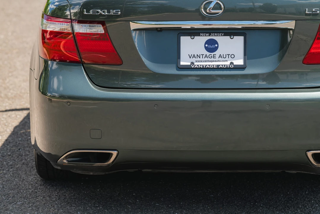 2009 Lexus LS 4th Gen - Image 29 of 31