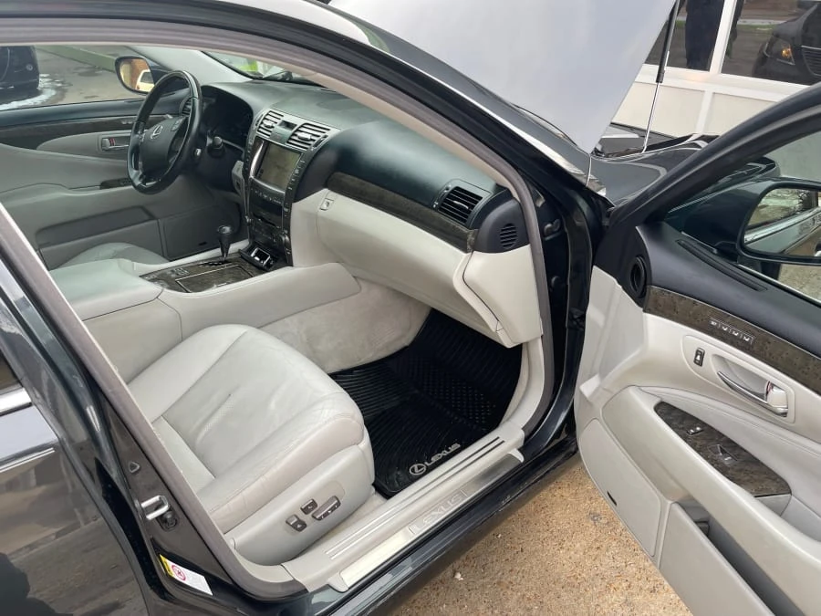 2009 Lexus LS 4th Gen - Image 4 of 9