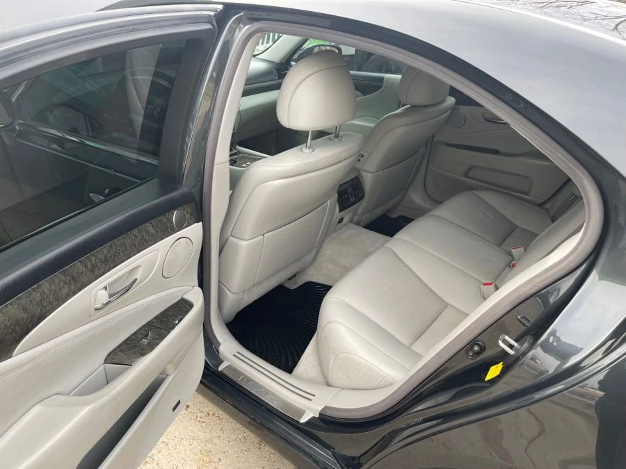2009 Lexus LS 4th Gen - Image 5 of 9