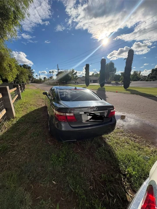 2009 Lexus LS 4th Gen - Image 3 of 4