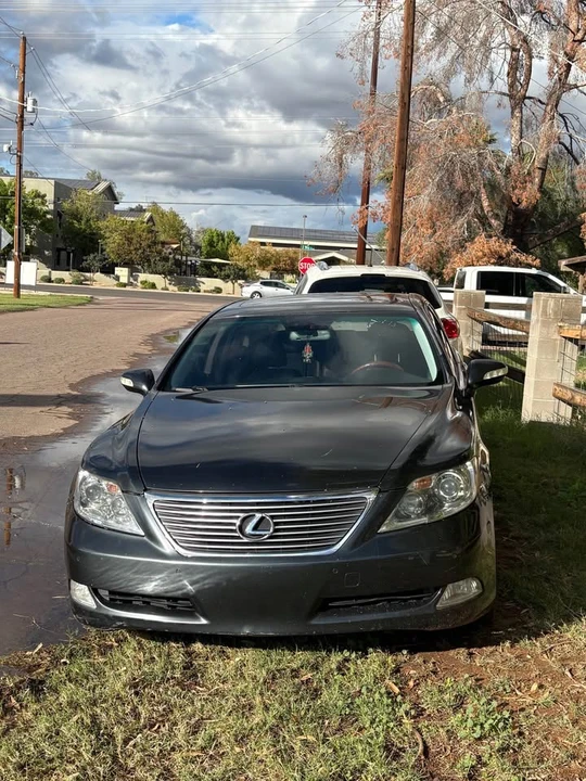 2009 Lexus LS 4th Gen - Image 2 of 4
