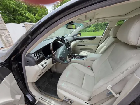 2009 Lexus LS460