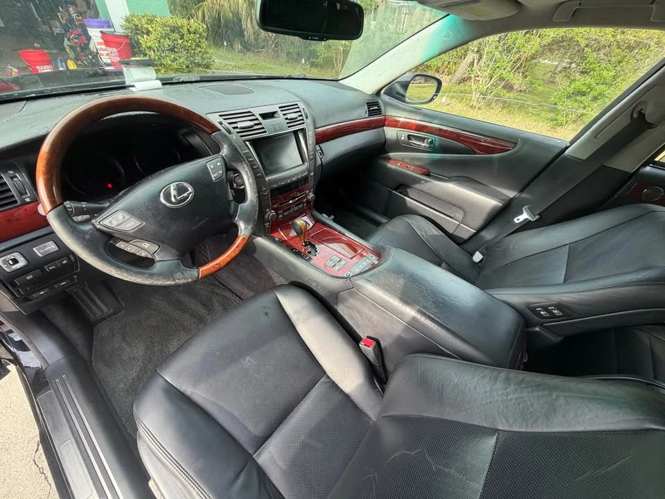 2009 Lexus LS 4th Gen - Image 5 of 10