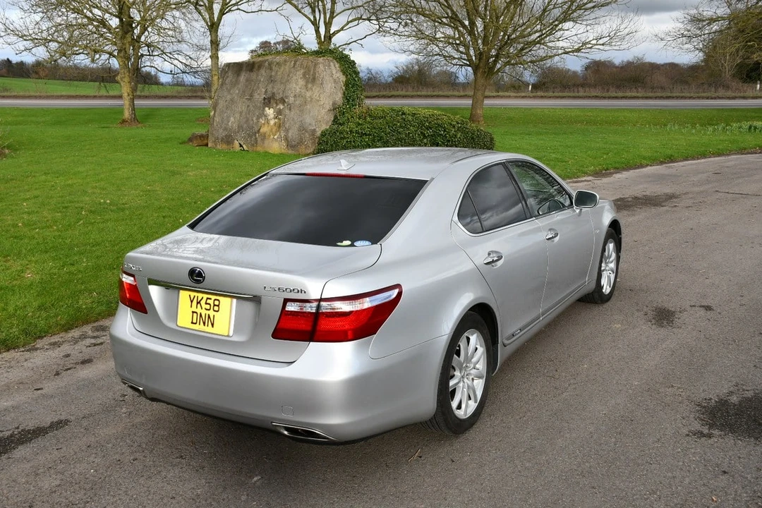 2009 Lexus LS 4th Gen - Image 4 of 30