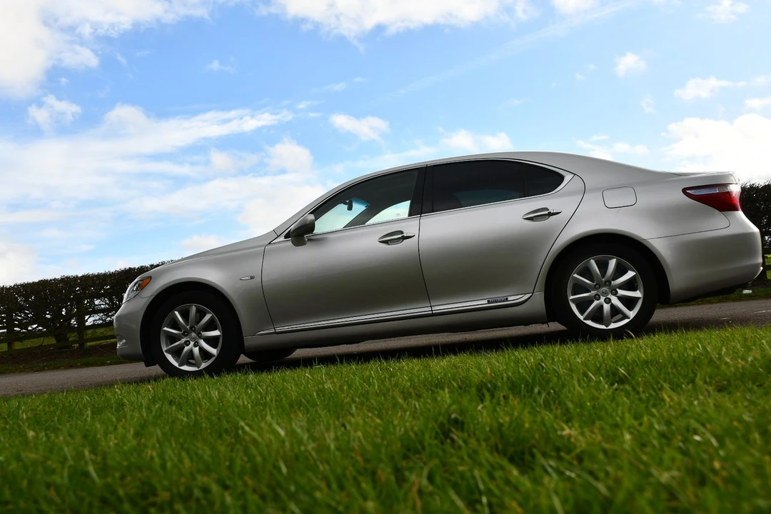 2009 Lexus LS 4th Gen - Image 30 of 30