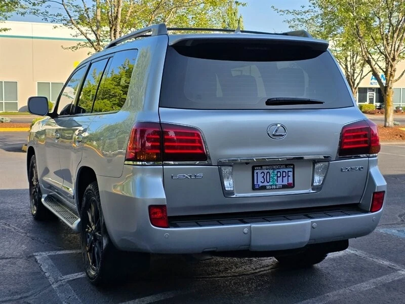 2009 Lexus LX 3rd Gen - Image 7 of 21