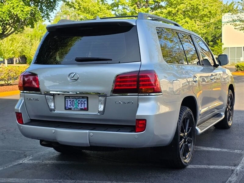 2009 Lexus LX 3rd Gen - Image 8 of 21