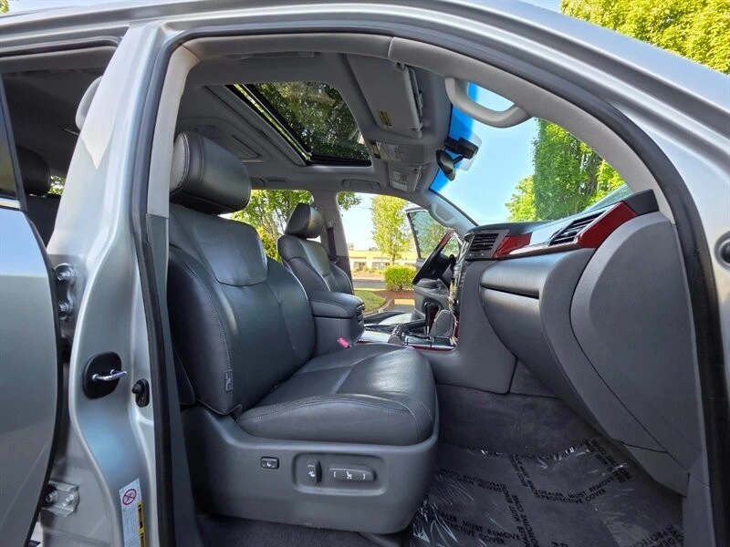 2009 Lexus LX 3rd Gen - Image 14 of 21