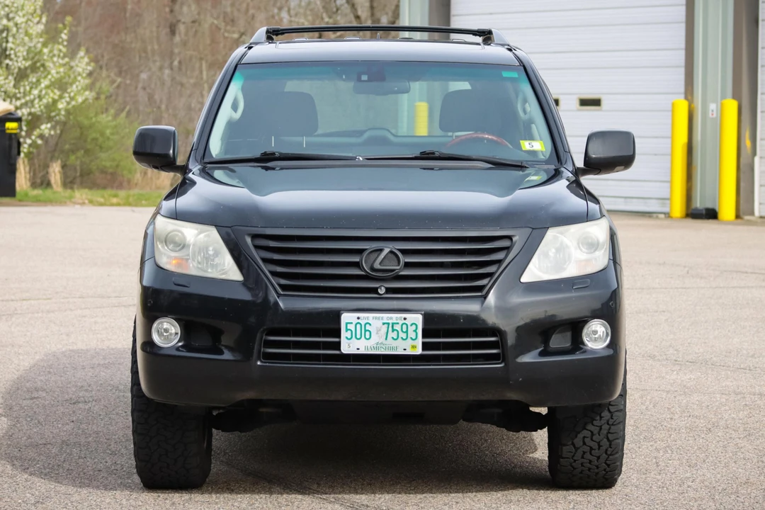 2009 Lexus LX 3rd Gen - Image 2 of 31