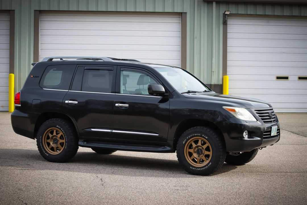 2009 Lexus LX 3rd Gen - Image 21 of 31