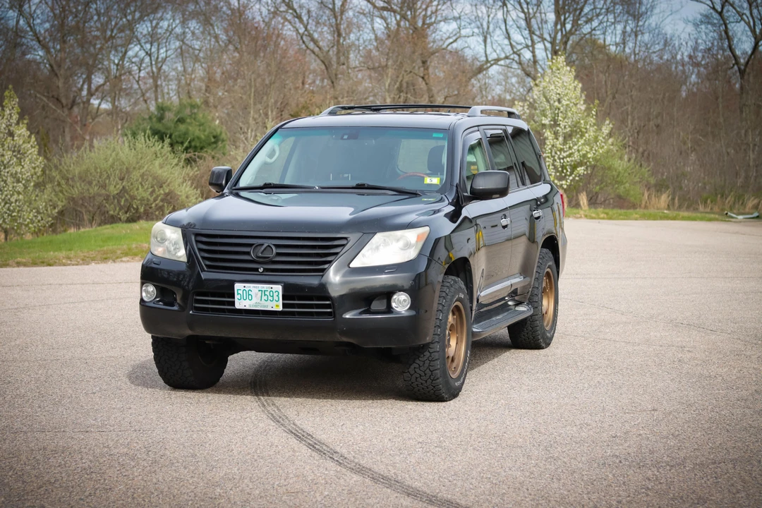 2009 Lexus LX 3rd Gen - Image 8 of 31