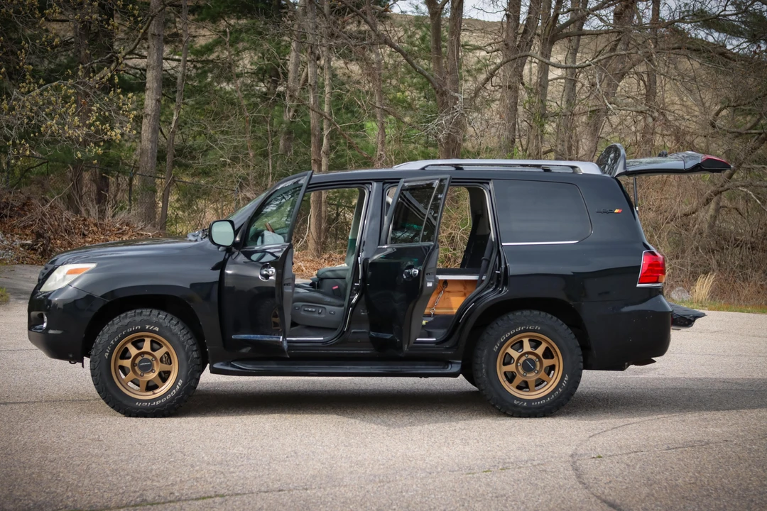 2009 Lexus LX 3rd Gen - Image 25 of 31