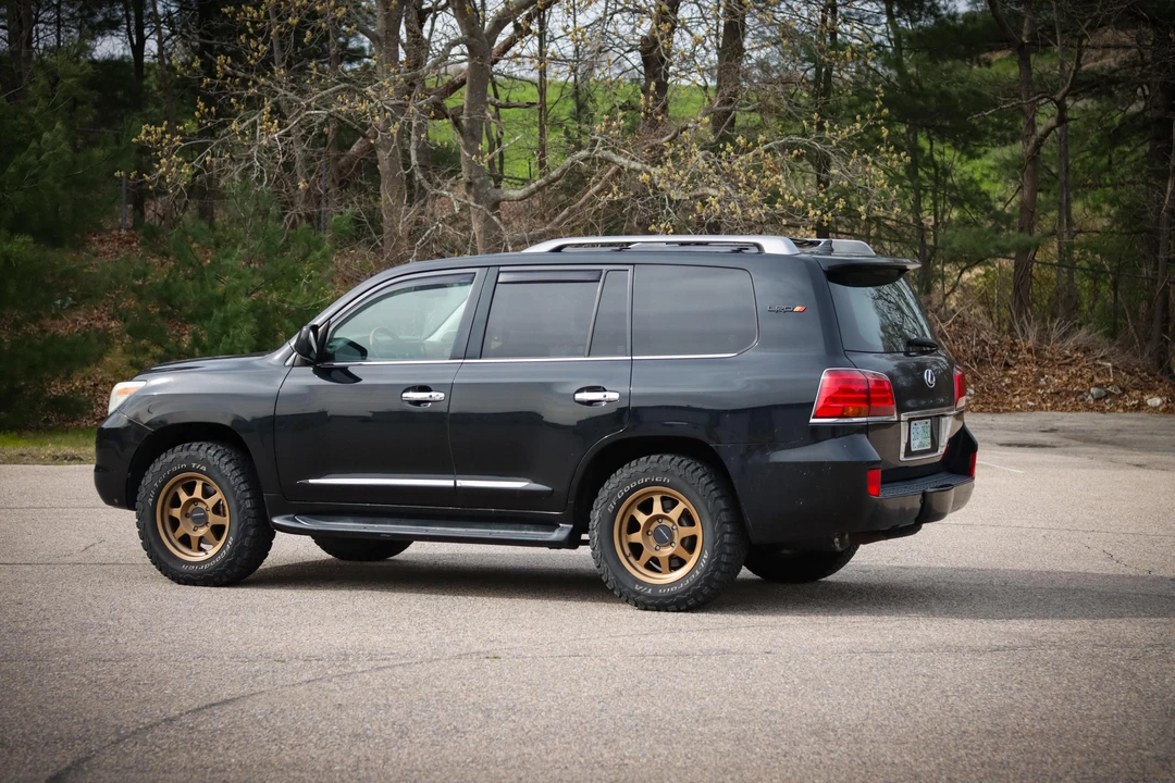 2009 Lexus LX 3rd Gen - Image 12 of 31