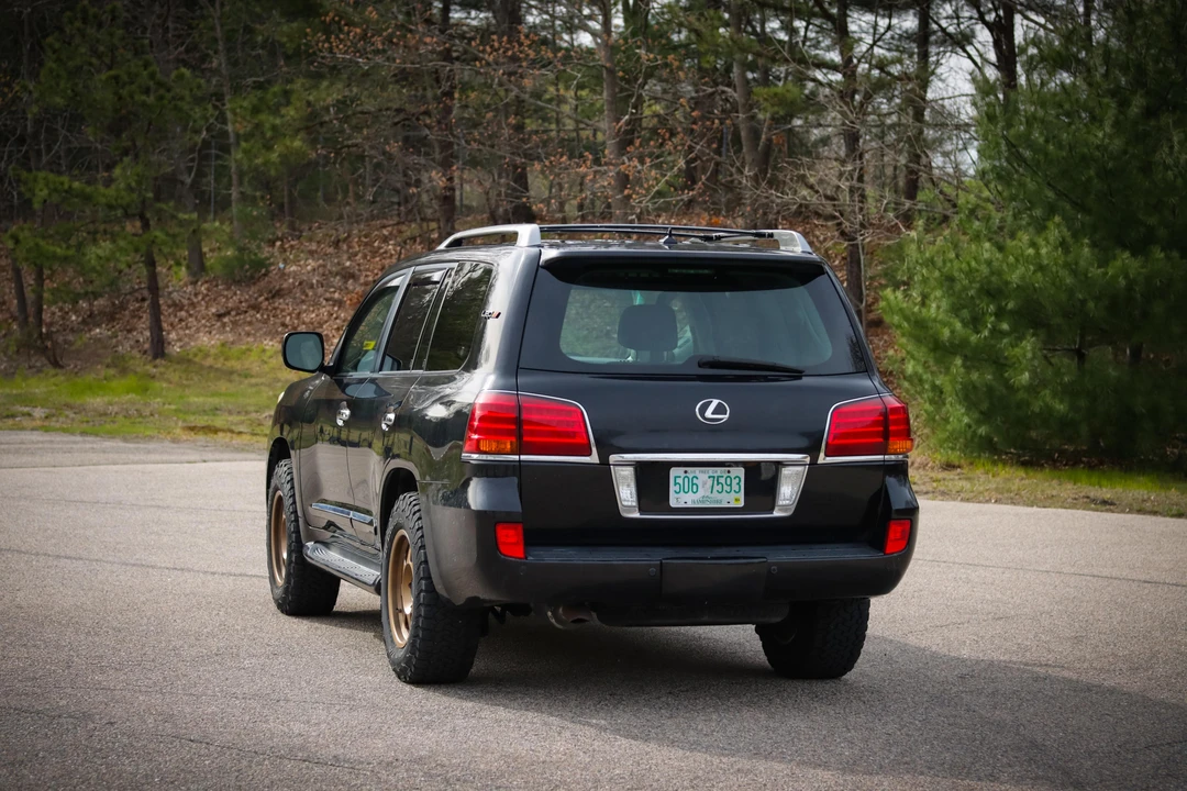 2009 Lexus LX 3rd Gen - Image 14 of 31