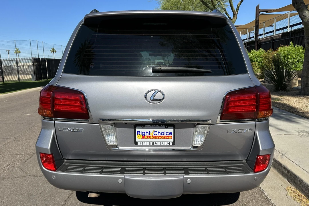 2009 Lexus LX 3rd Gen - Image 5 of 31