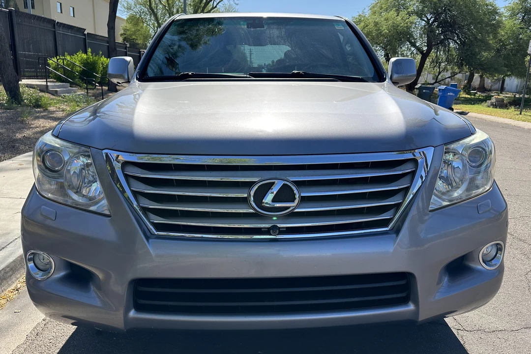 2009 Lexus LX 3rd Gen - Image 2 of 31