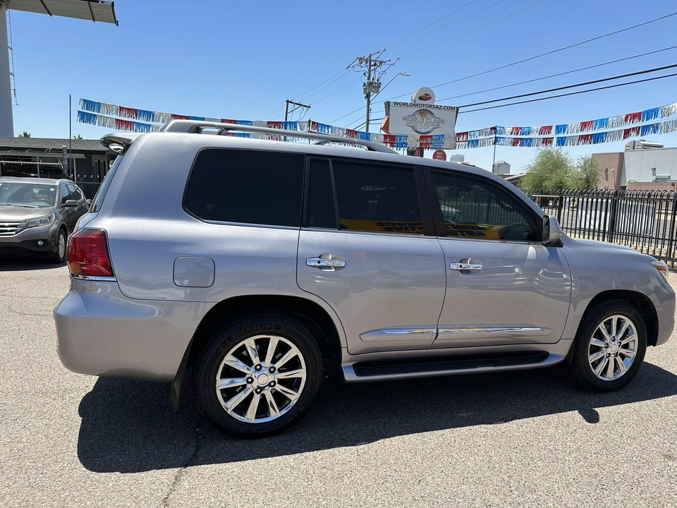 2009 Lexus LX 3rd Gen - Image 29 of 31