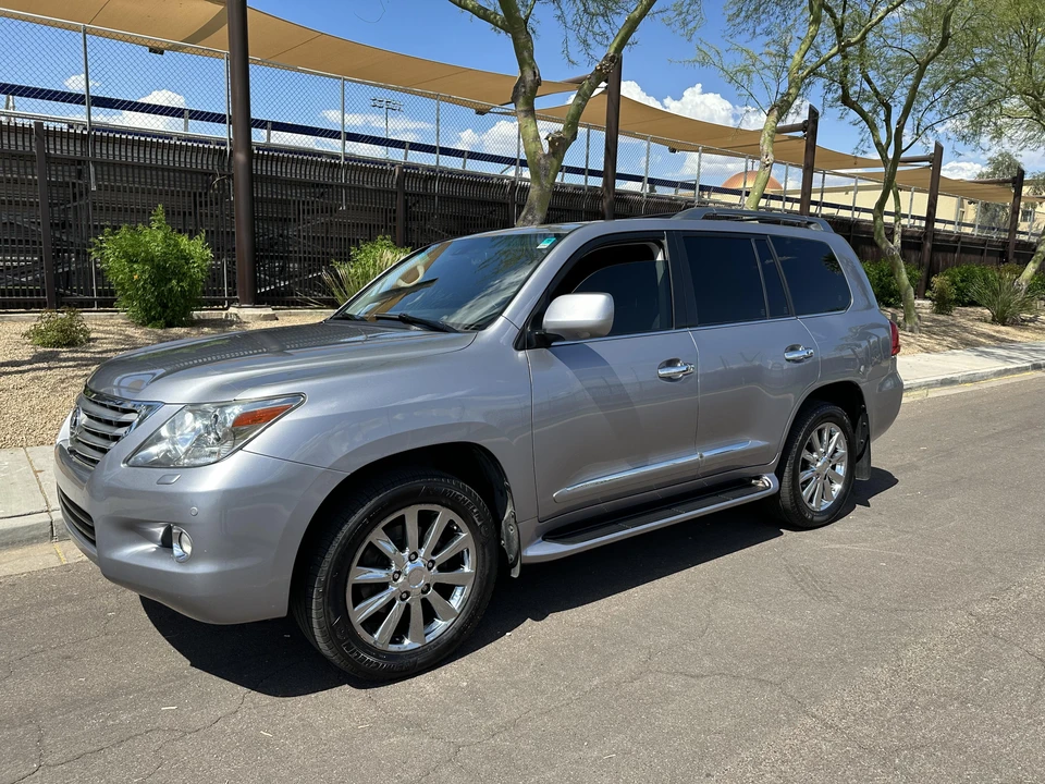 2009 Lexus LX 3rd Gen - Image 10 of 31