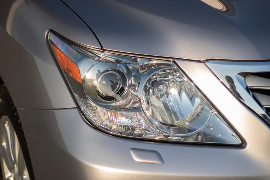 2009 Lexus LX 3rd Gen - Image 22 of 31