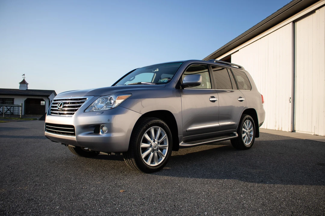 2009 Lexus LX 3rd Gen - Image 10 of 31