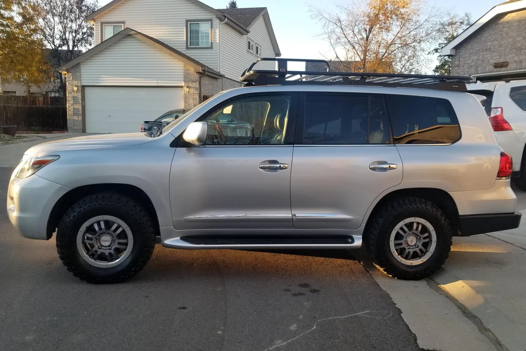 2009 Lexus LX 3rd Gen - Image 3 of 31