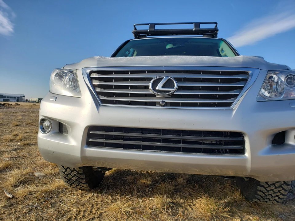 2009 Lexus LX 3rd Gen - Image 19 of 31