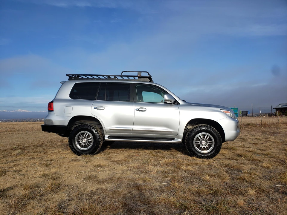 2009 Lexus LX 3rd Gen - Image 13 of 31