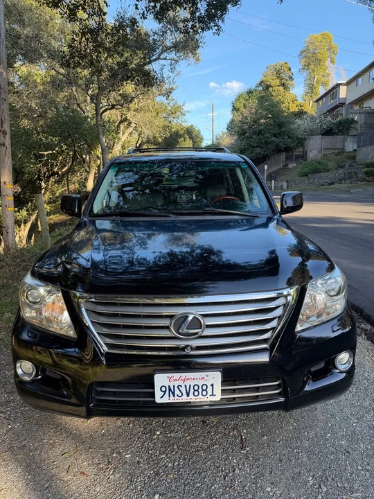 2009 Lexus LX 3rd Gen - Image 4 of 20