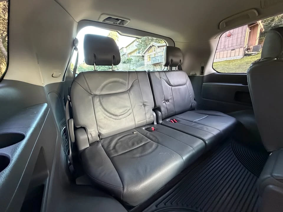 2009 Lexus LX 3rd Gen - Image 19 of 20